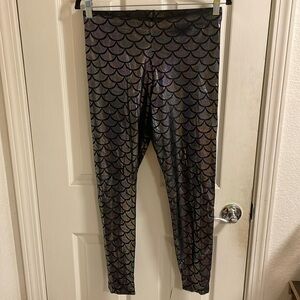 Blackmilk Mermaid Musk Leggings in XL